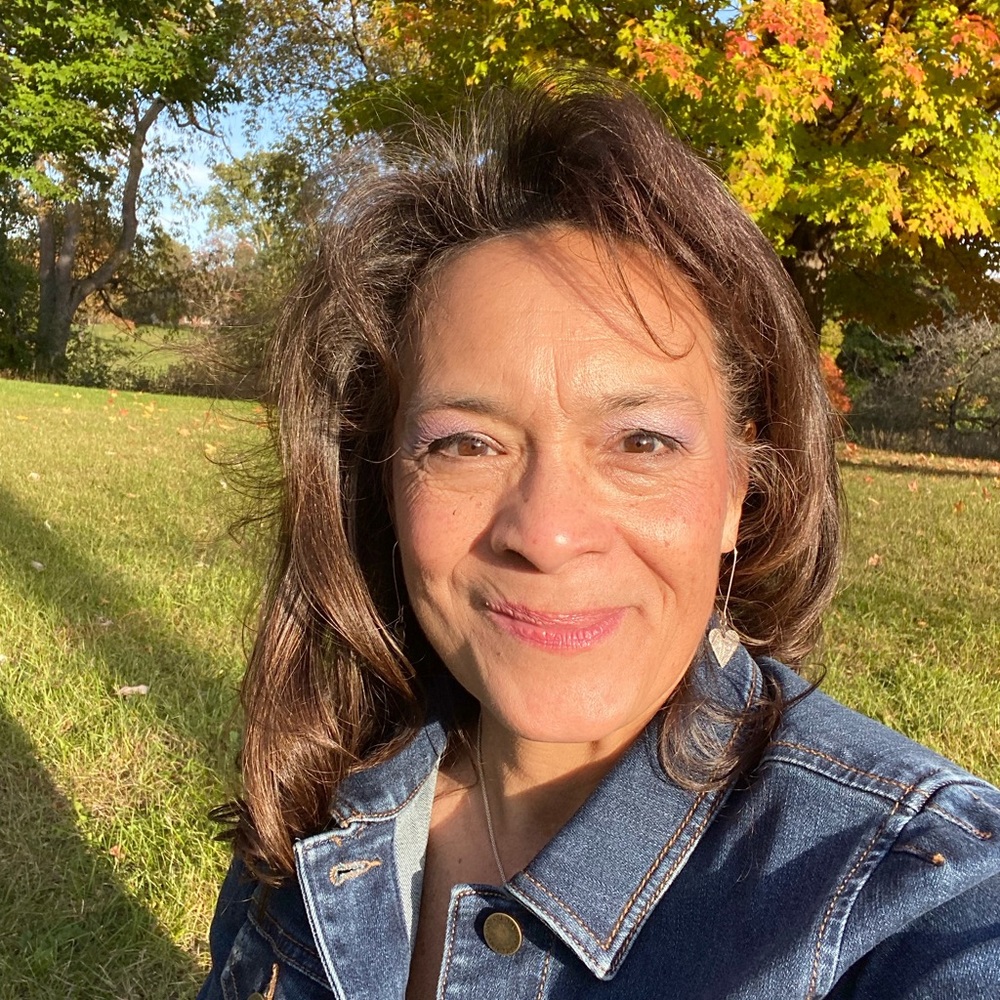 Meet your Posher, Leilani